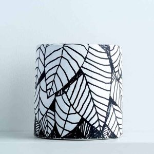 กระถางปูนลายใบไม้